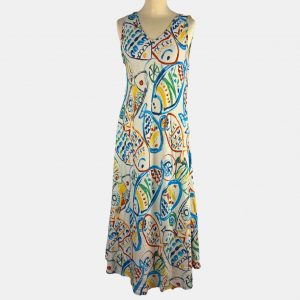 Vestido largo a la sisa blanco con dibujos de peces multicolor