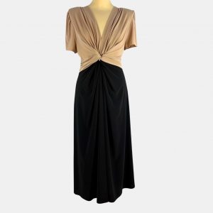 Vestido bicolor con pecho en beige con nudo y falda negra