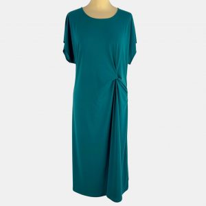 Vestido color esmeralda con nudo lateral y manga corta